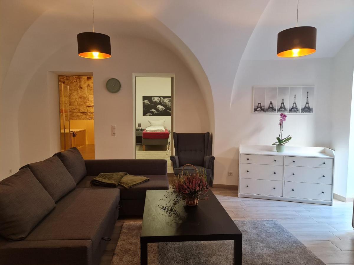 Appartements In Schoner Burganlage Jena Buitenkant foto