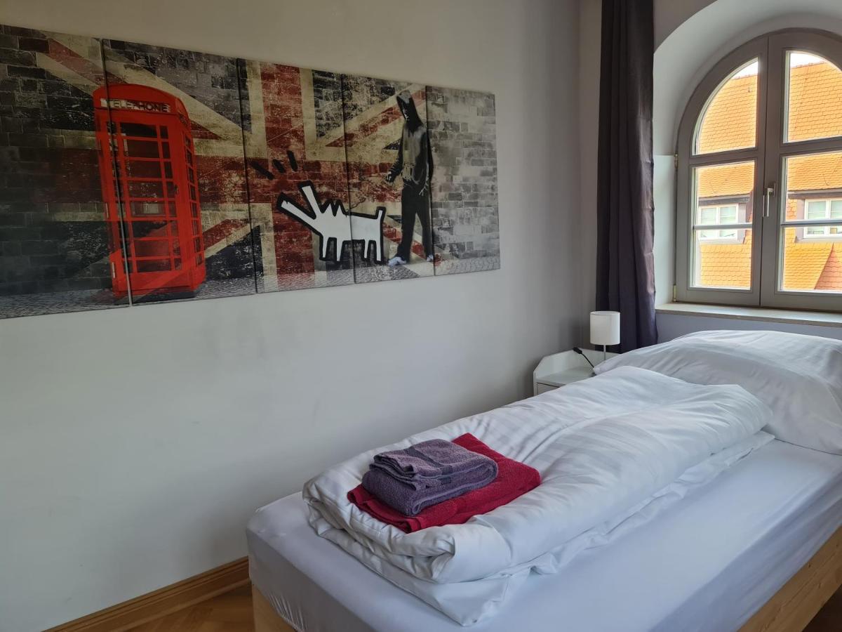 Appartements In Schoner Burganlage Jena Buitenkant foto