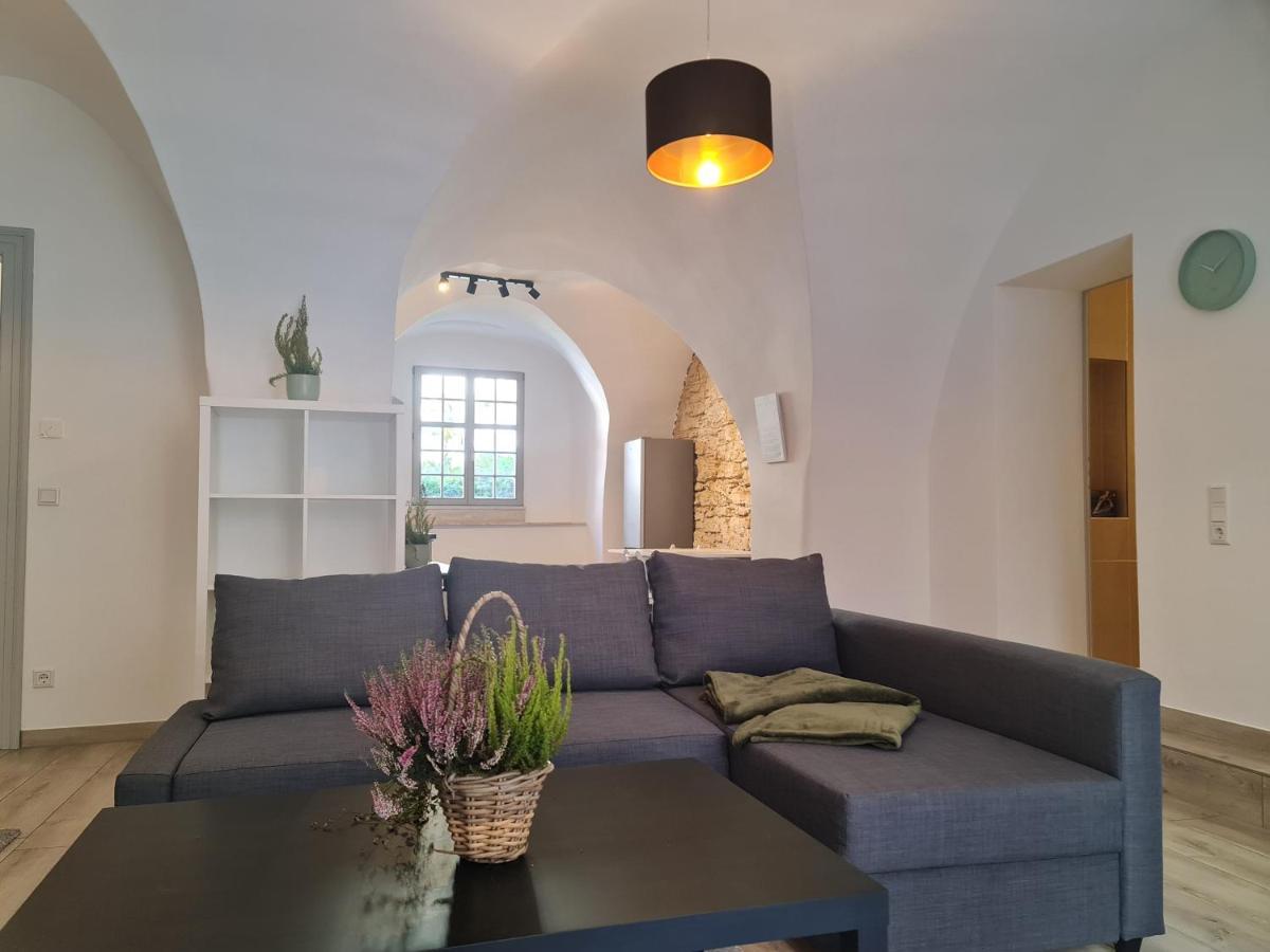 Appartements In Schoner Burganlage Jena Buitenkant foto