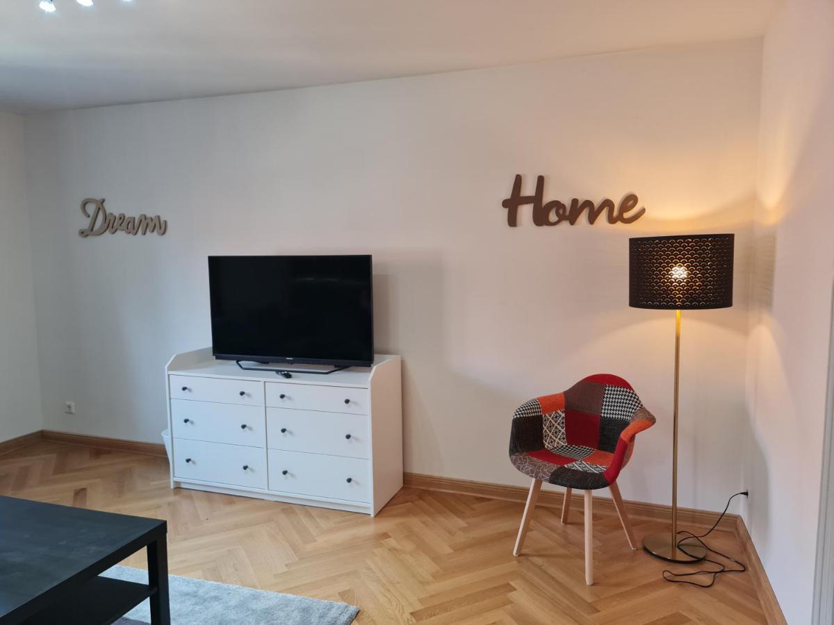Appartements In Schoner Burganlage Jena Buitenkant foto