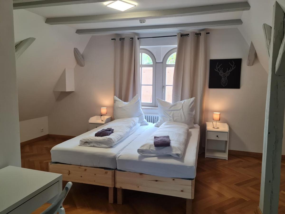 Appartements In Schoner Burganlage Jena Buitenkant foto