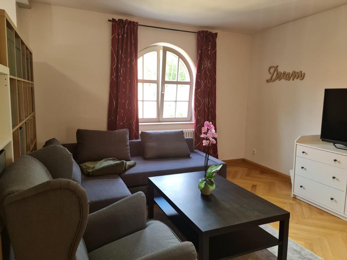 Appartements In Schoner Burganlage Jena Buitenkant foto